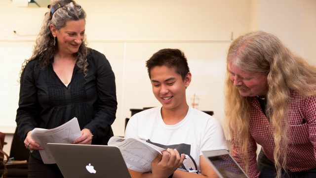 Alan Anderson teaching class