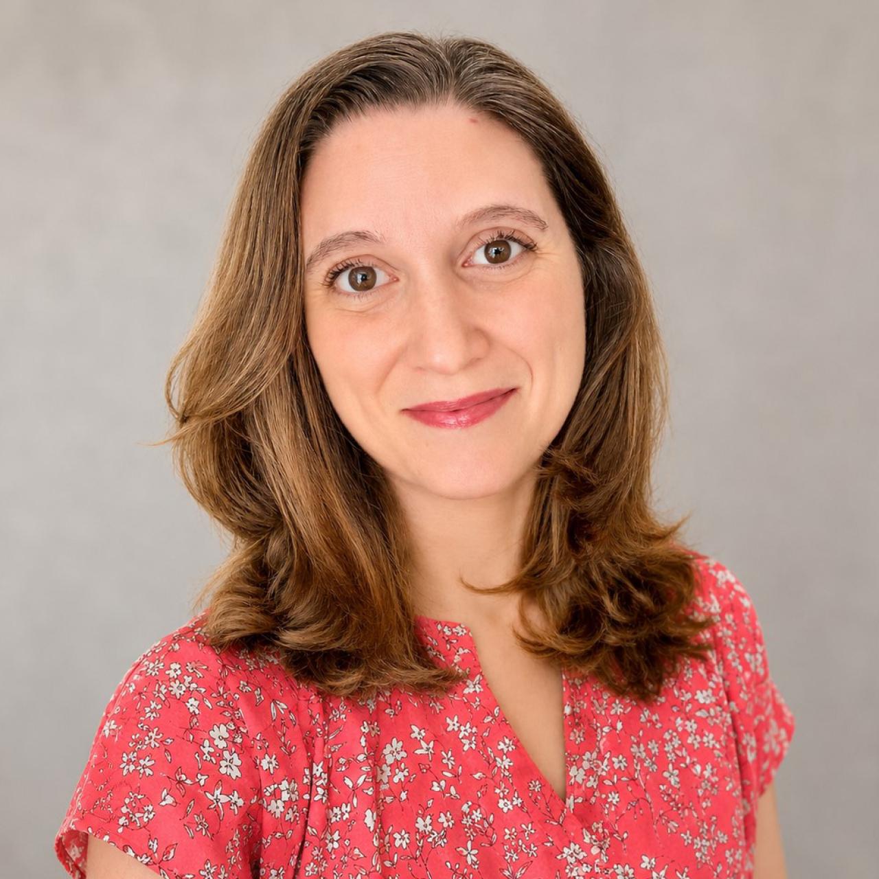Leah Hultenschmidt headshot