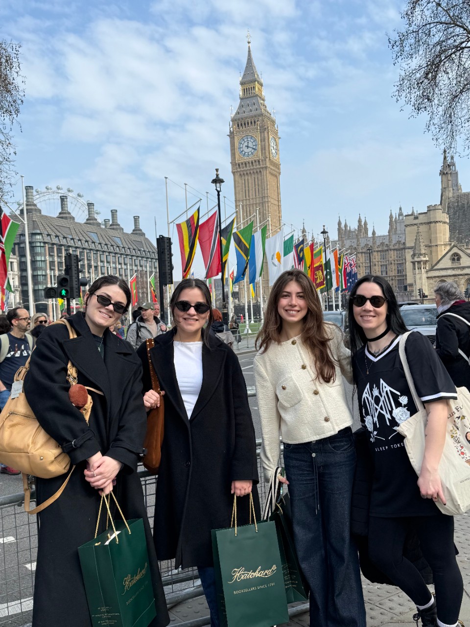 Four MS in Publishing Students pose in front of Big Ben in London