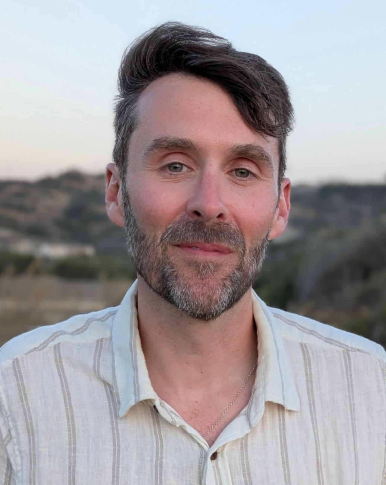 Matthew Thompson headshot
