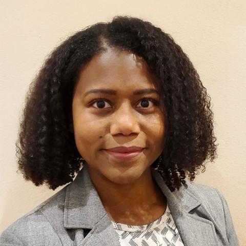 Tana OsaYande headshot