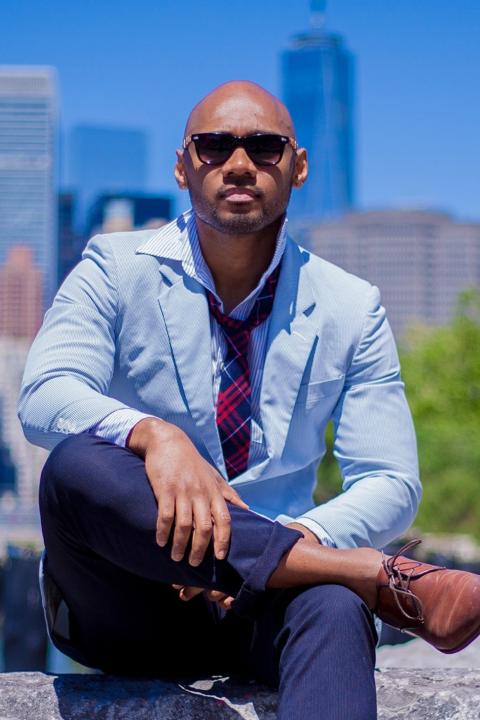 item.storyPage.activeImage.alt || true