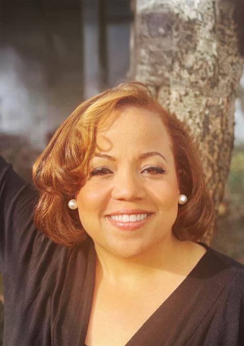 item.storyPage.activeImage.alt || true