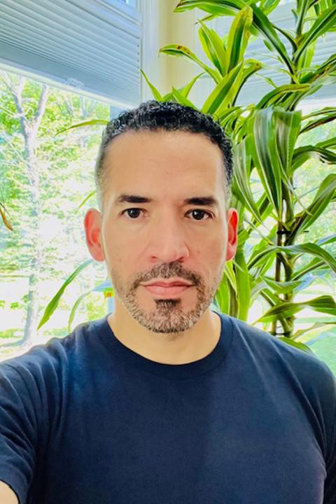 item.storyPage.profileImage.alt || true