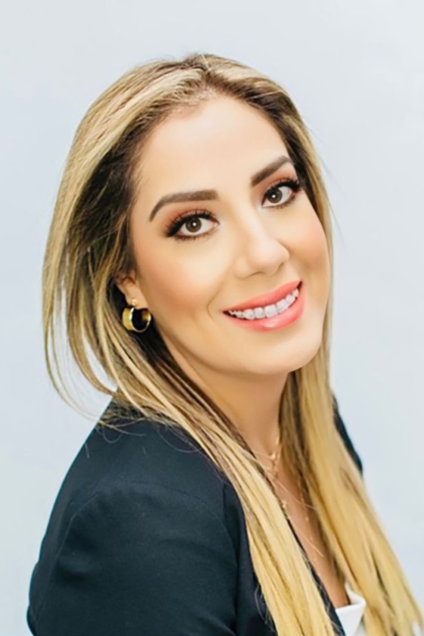 Eva Lizett Schreffler, Center for Publishing & Applied Liberal Arts at NYU SPS alumnus.