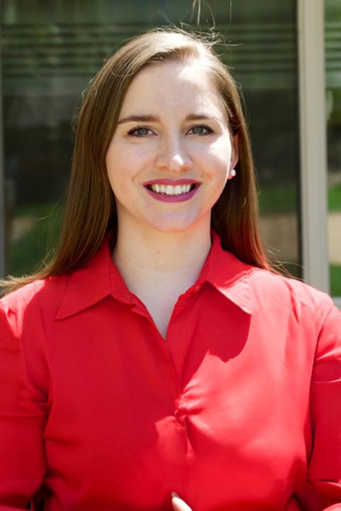 item.storyPage.activeImage.alt || true