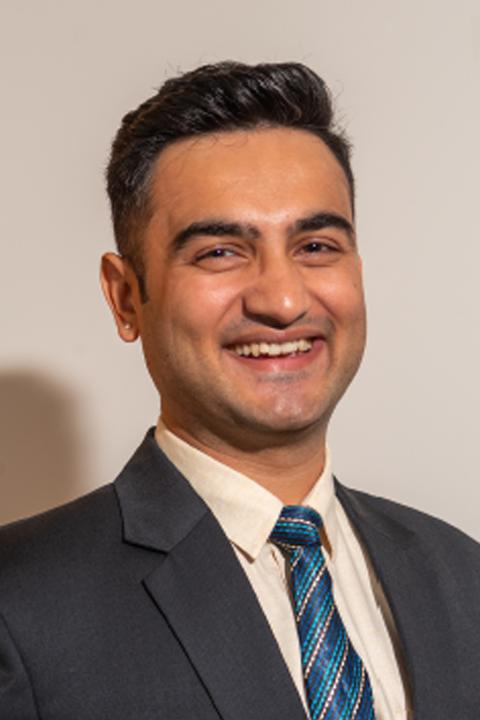 item.storyPage.activeImage.alt || true