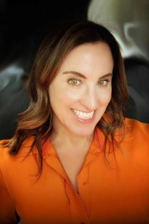 item.storyPage.activeImage.alt || true