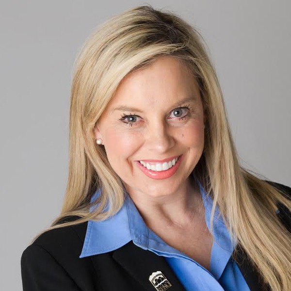 Mayor Hillary Shieve headshot
