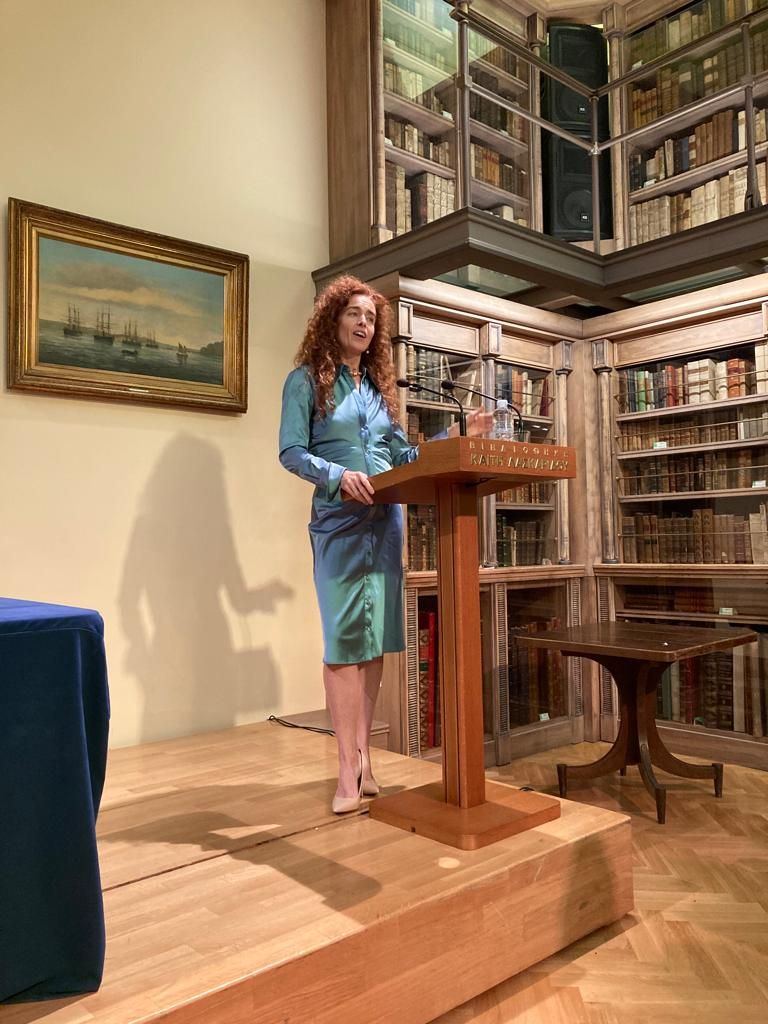 Associate_Dean_Carolyn_Kissane_Speaking_at_Conference
